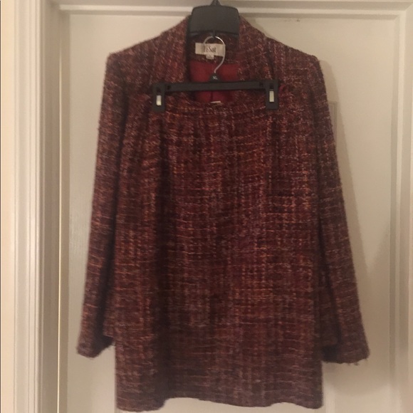 Lesuit Tweed Suit - Picture 2 of 3